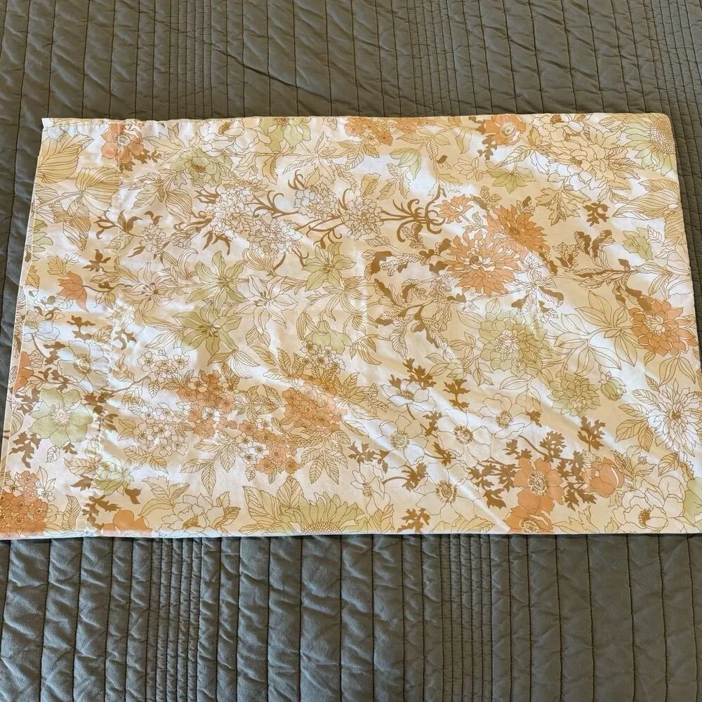 Vintage Cannon Floral 2 Pillowcases Mod 60s 70s Mid Century Green Orange Cream